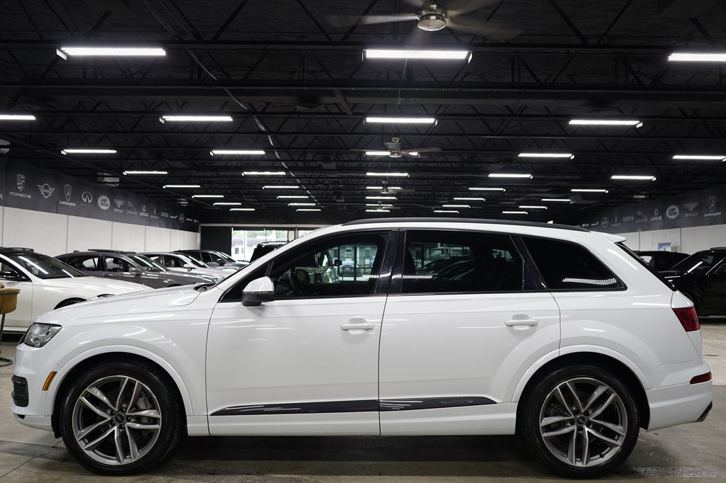 Used 2017 Audi Q7 3.0T Prestige w/ Prestige Package AWD/4WD image 2