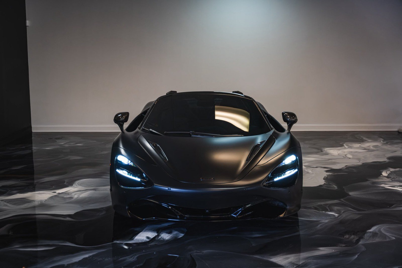 Used 2020 McLaren 720S Performance RWD image 2