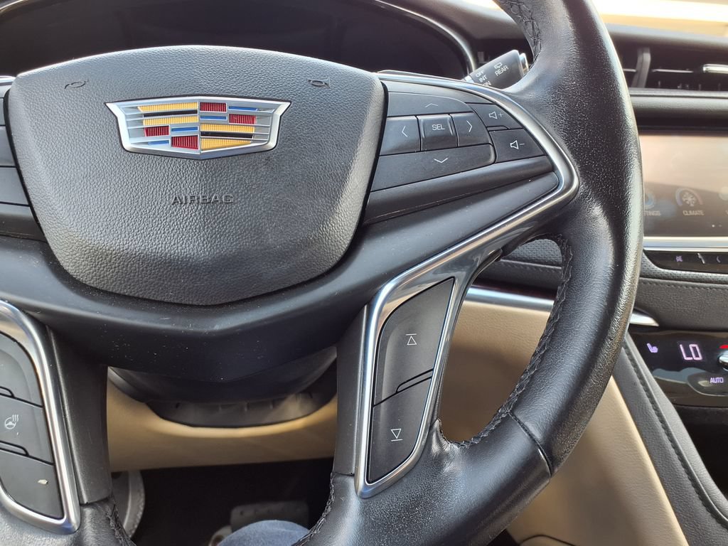 Used 2018 Cadillac XT5 Luxury FWD image 25
