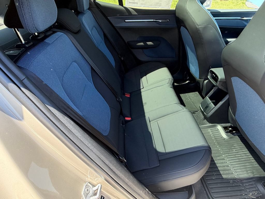 New 2026 Volvo EX30 Plus w/ Protection Package Premier AWD/4WD image 11