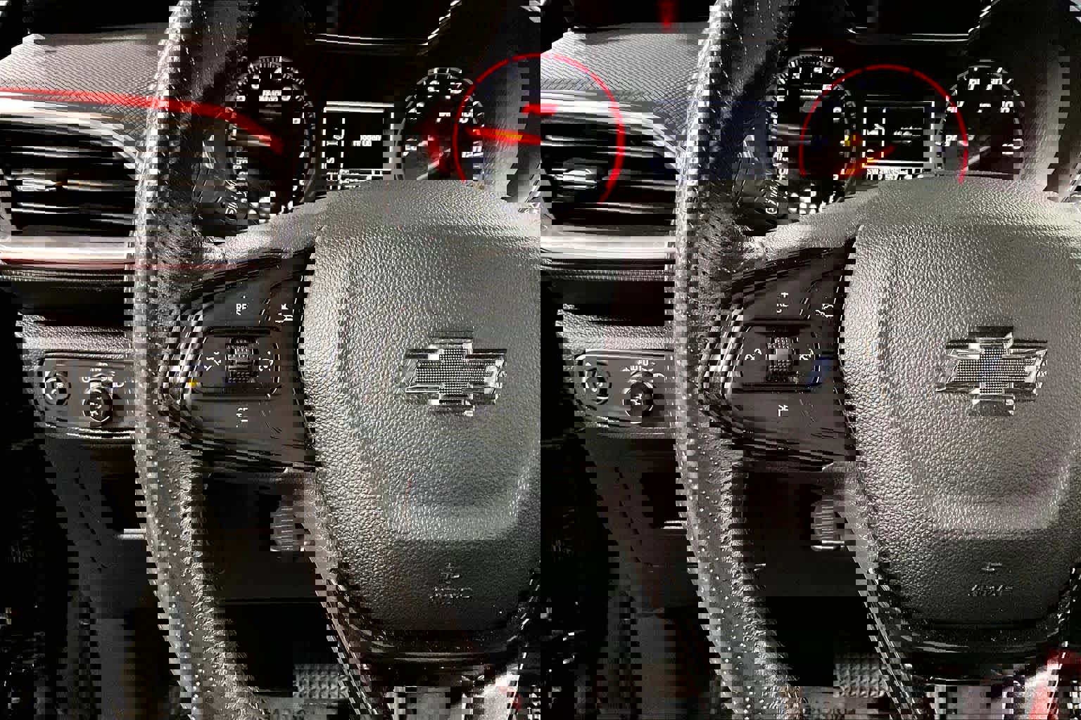 Used 2021 Chevrolet TrailBlazer RS w/ Sun and Liftgate Package AWD/4WD image 24