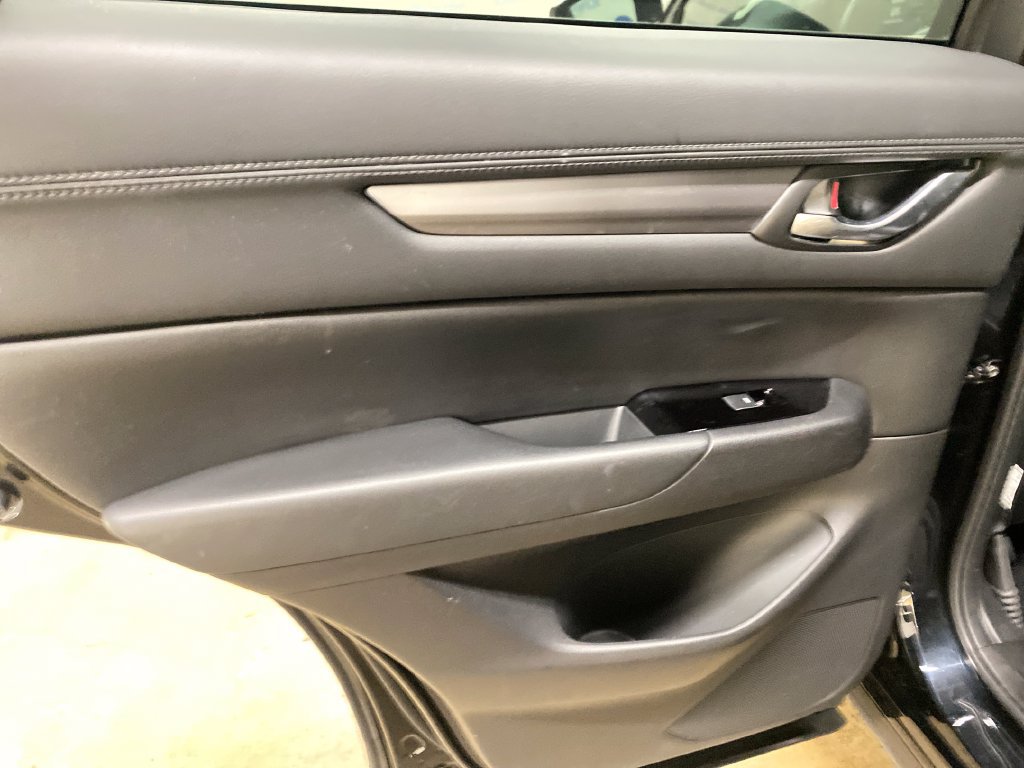Certified 2025 MAZDA CX-5 AWD 2.5 S w/ Preferred Package image 18