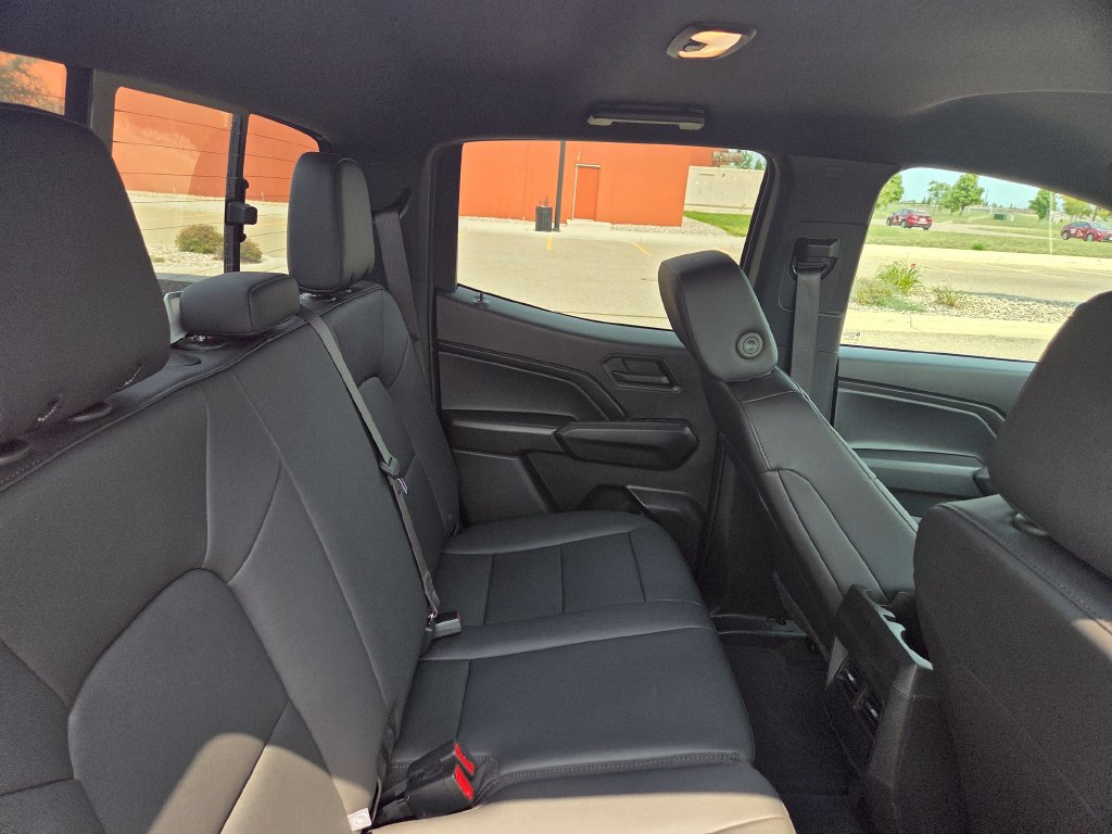 Certified 2026 Chevrolet Colorado Trail Boss AWD/4WD image 37