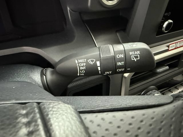 New 2026 Toyota 4Runner SR5 AWD/4WD image 13