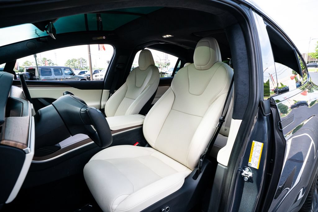 Used 2023 Tesla Model X AWD/4WD image 25