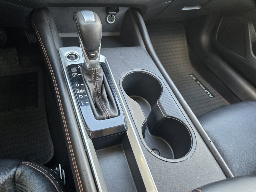 Used 2022 Nissan Altima 2.5 SR image 14