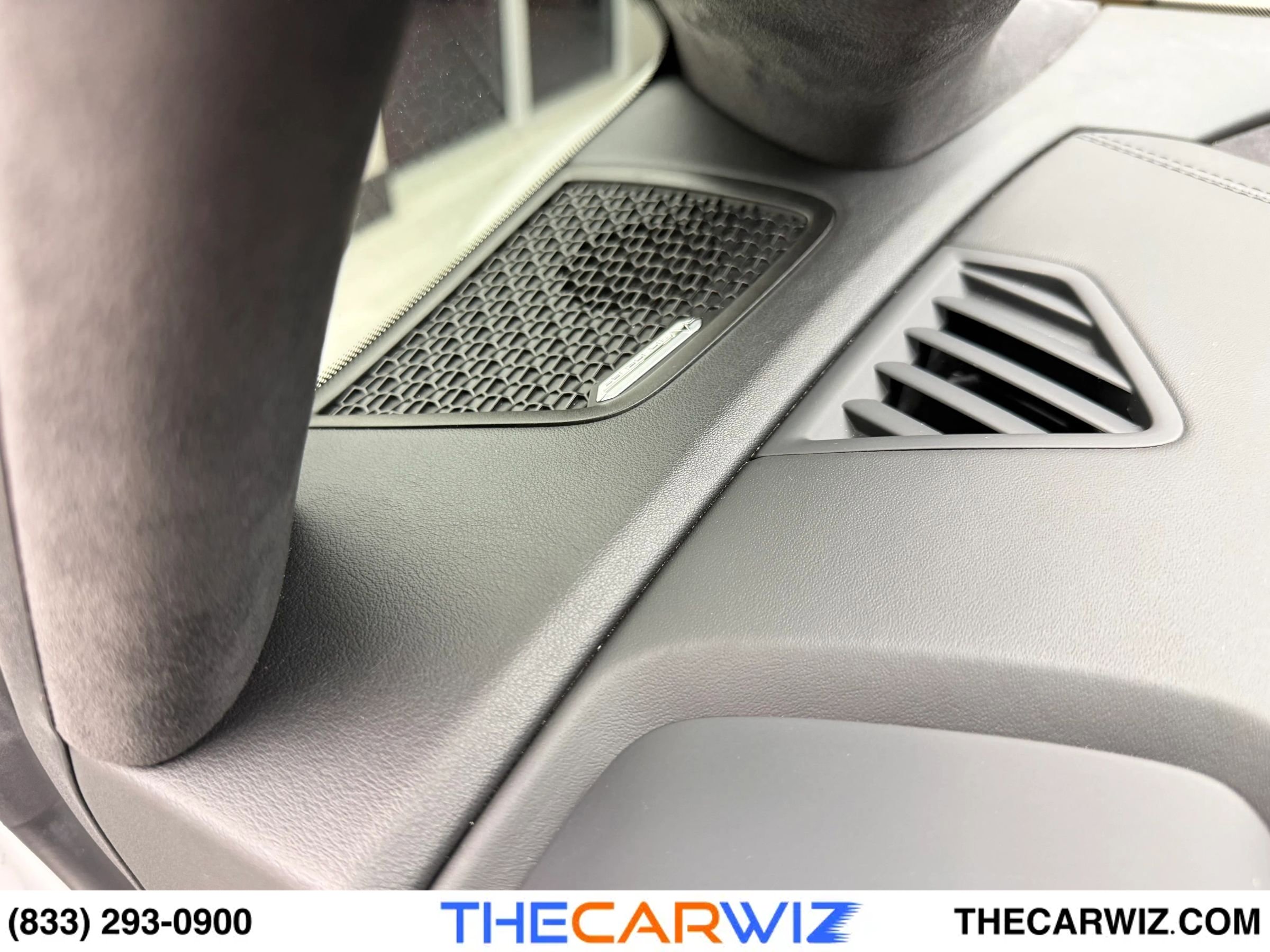 Used 2020 Lamborghini Huracan EVO image 57