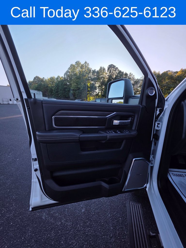 New 2027 RAM 2500 Laramie AWD/4WD image 10