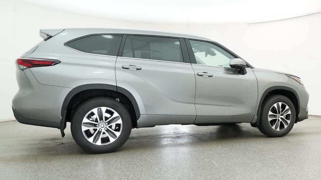 New 2026 Toyota Highlander XLE AWD/4WD image 26