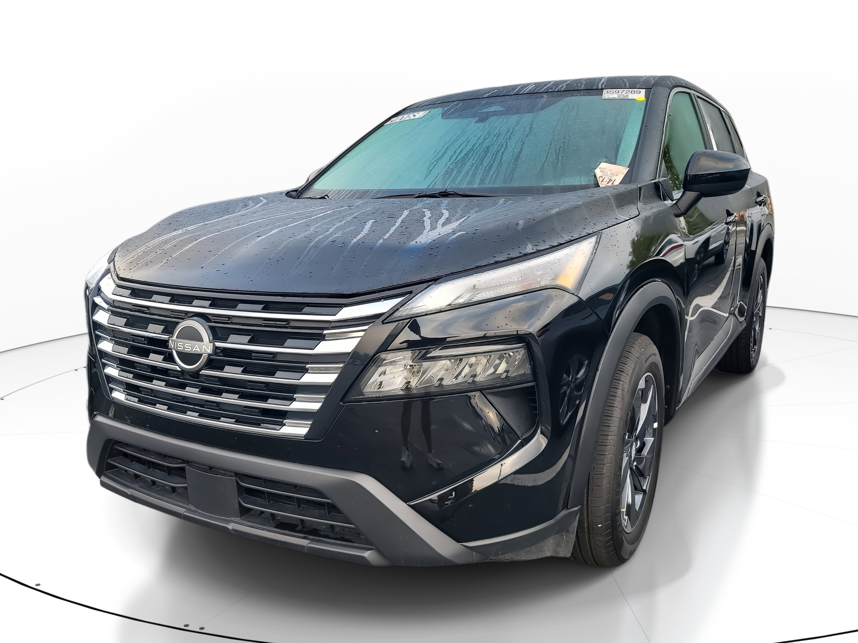 Used 2025 Nissan Rogue SV image 3