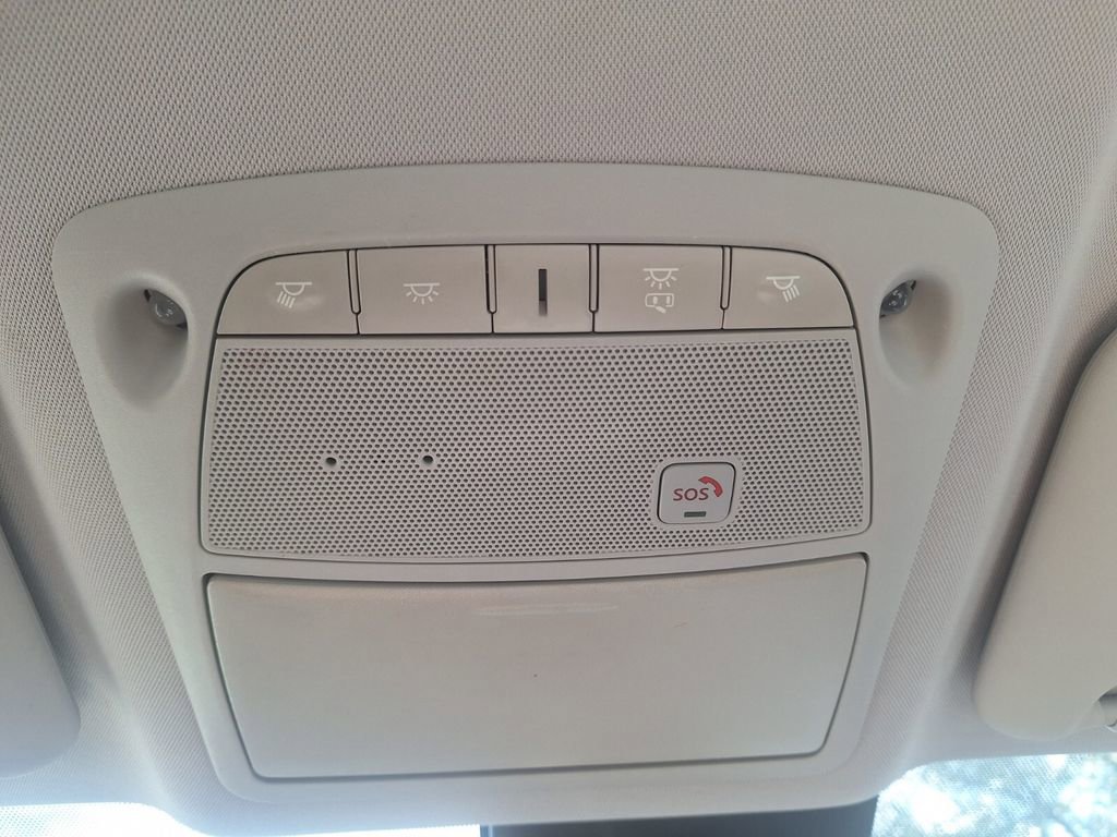 Used 2022 Nissan Rogue Sport SL image 19