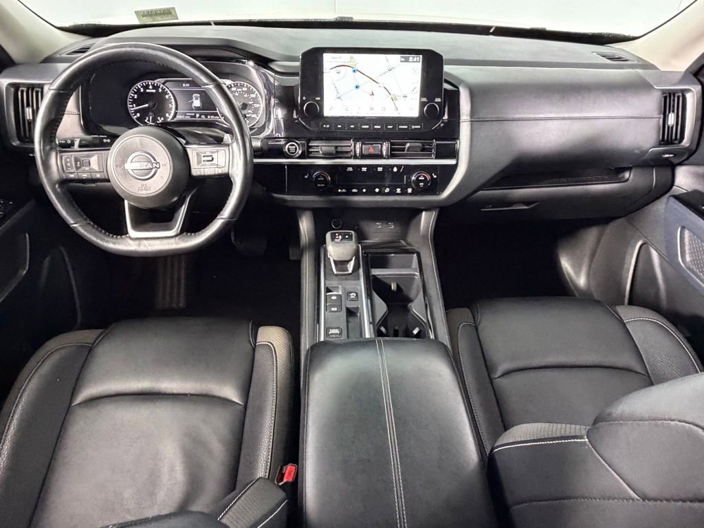 Used 2024 Nissan Pathfinder SL image 12