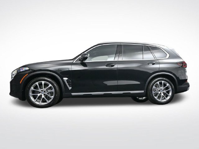New 2026 BMW X5 xDrive50e w/ Executive Package AWD/4WD image 36
