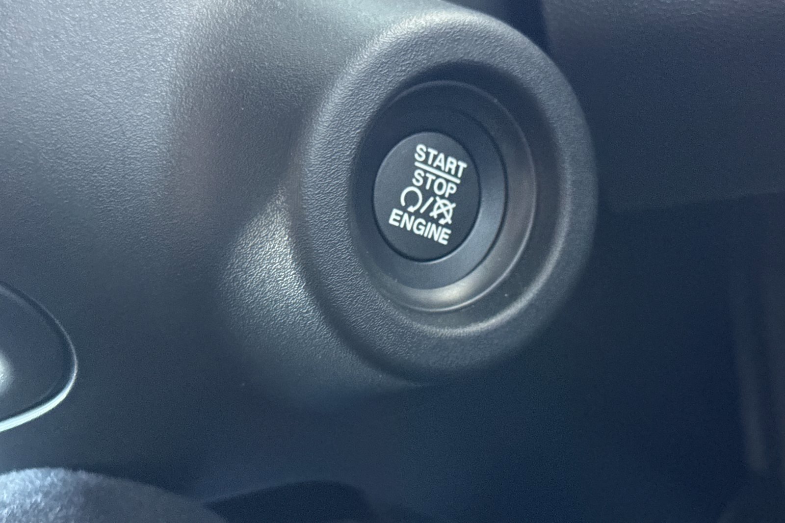 New 2026 RAM ProMaster 1500 w/ Quick Order Package 22G SLT image 20