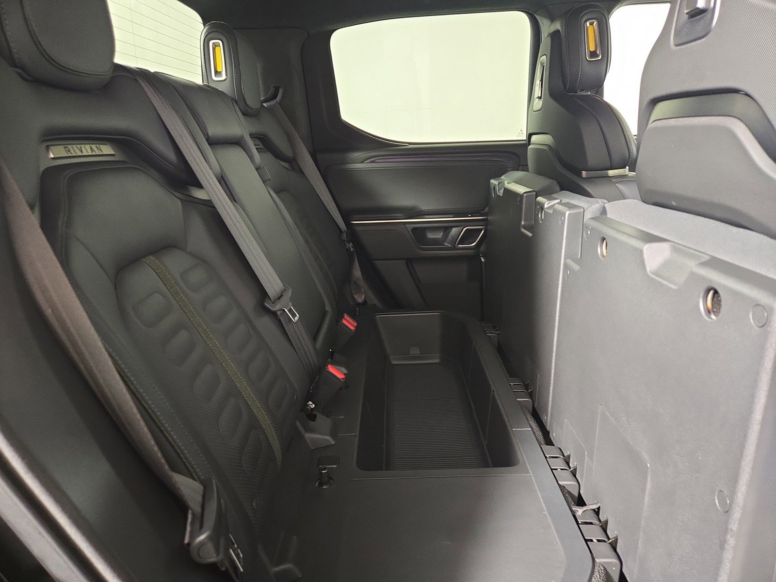 Used 2024 Rivian R1T Adventure image 24