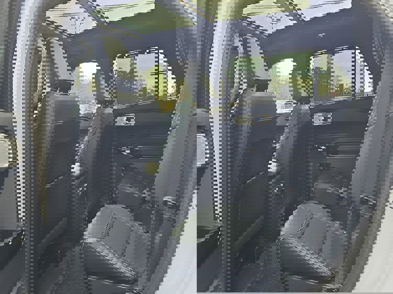 Used 2022 Ford Explorer ST w/ Equipment Group 401A image 23