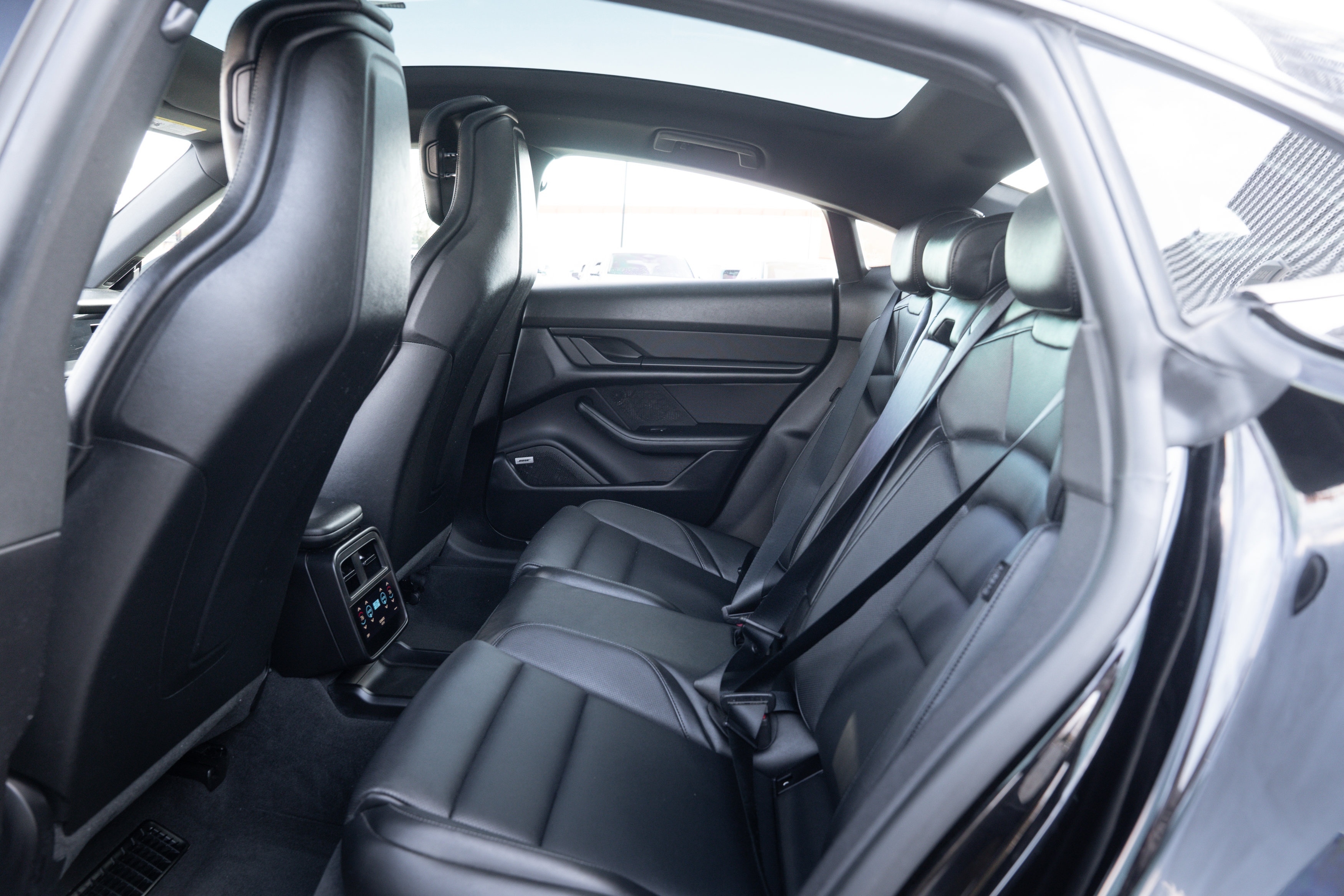 Used 2021 Porsche Taycan 4S image 26