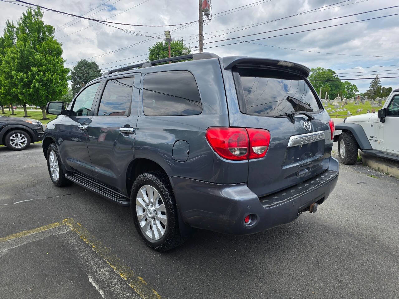 Used 2008 Toyota Sequoia Platinum AWD/4WD image 5