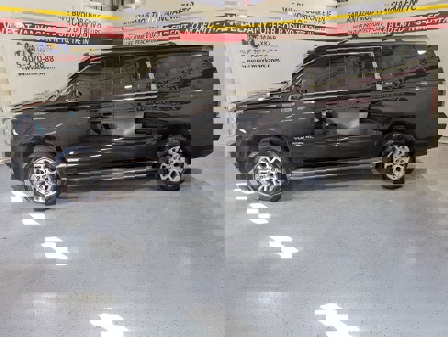 Used 2015 GMC Yukon XL SLT image 4