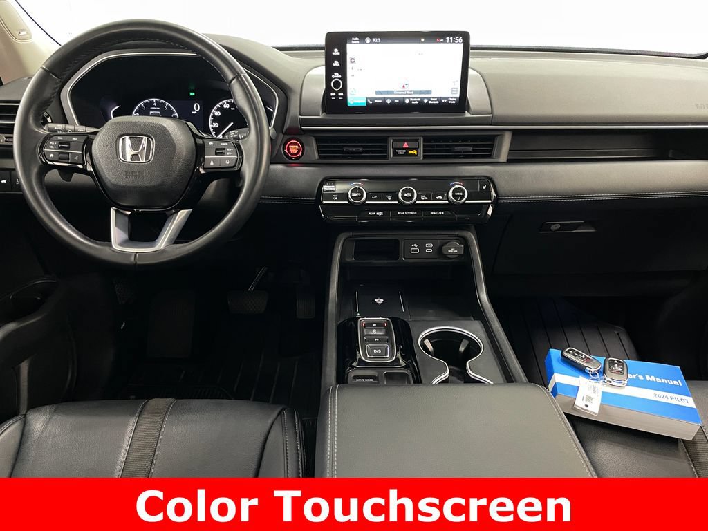 Used 2024 Honda Pilot Touring image 2