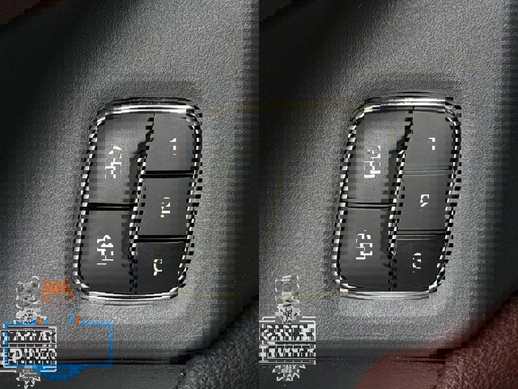 Used 2024 Ford Expedition Max Limited image 27