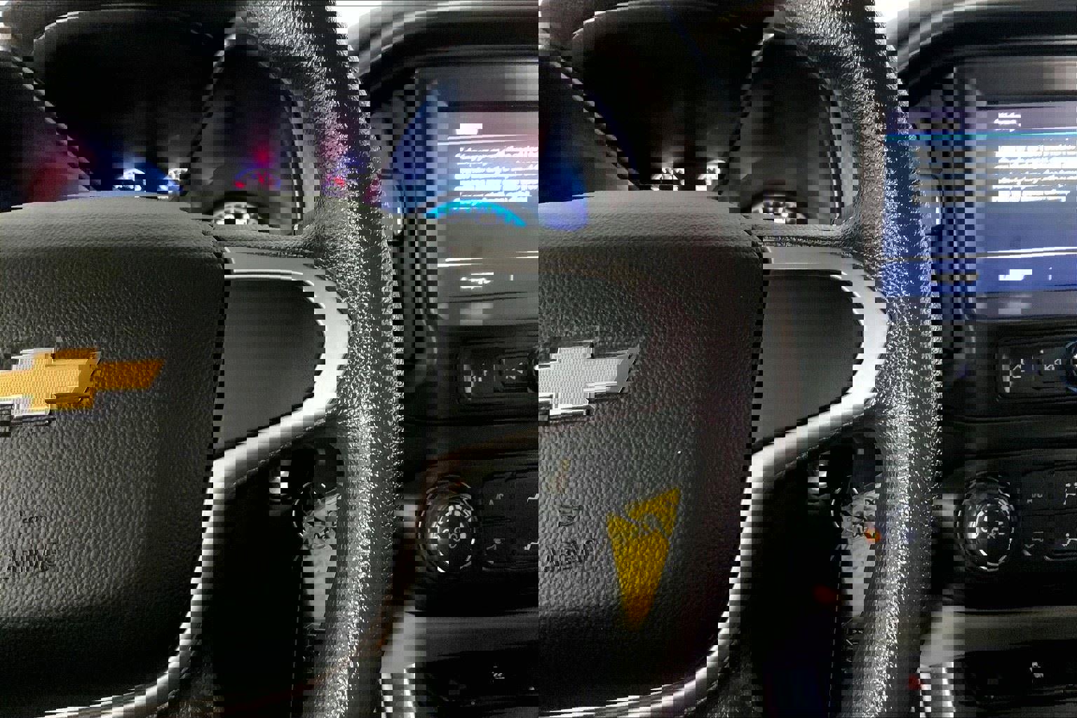 Used 2019 Chevrolet Colorado W/T w/ Custom Special Edition image 20