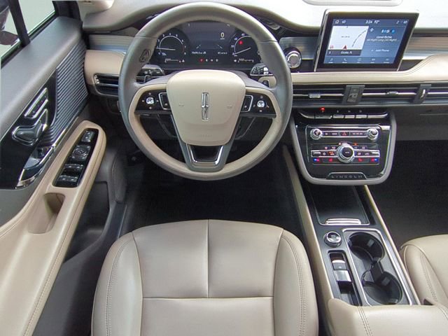 Used 2021 Lincoln Corsair FWD w/ Equipment Group 101A image 12