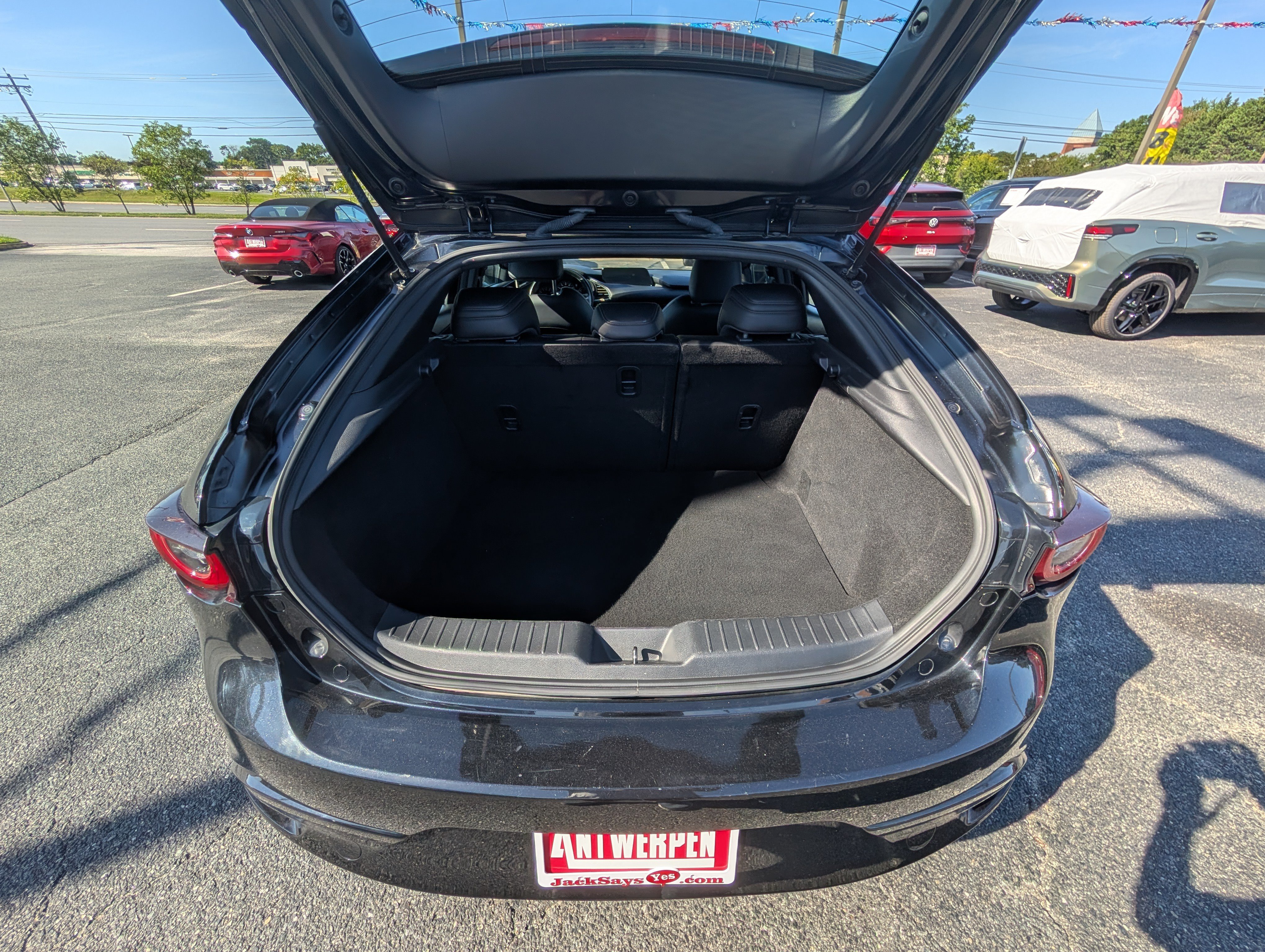 Used 2024 MAZDA MAZDA3 s FWD image 12