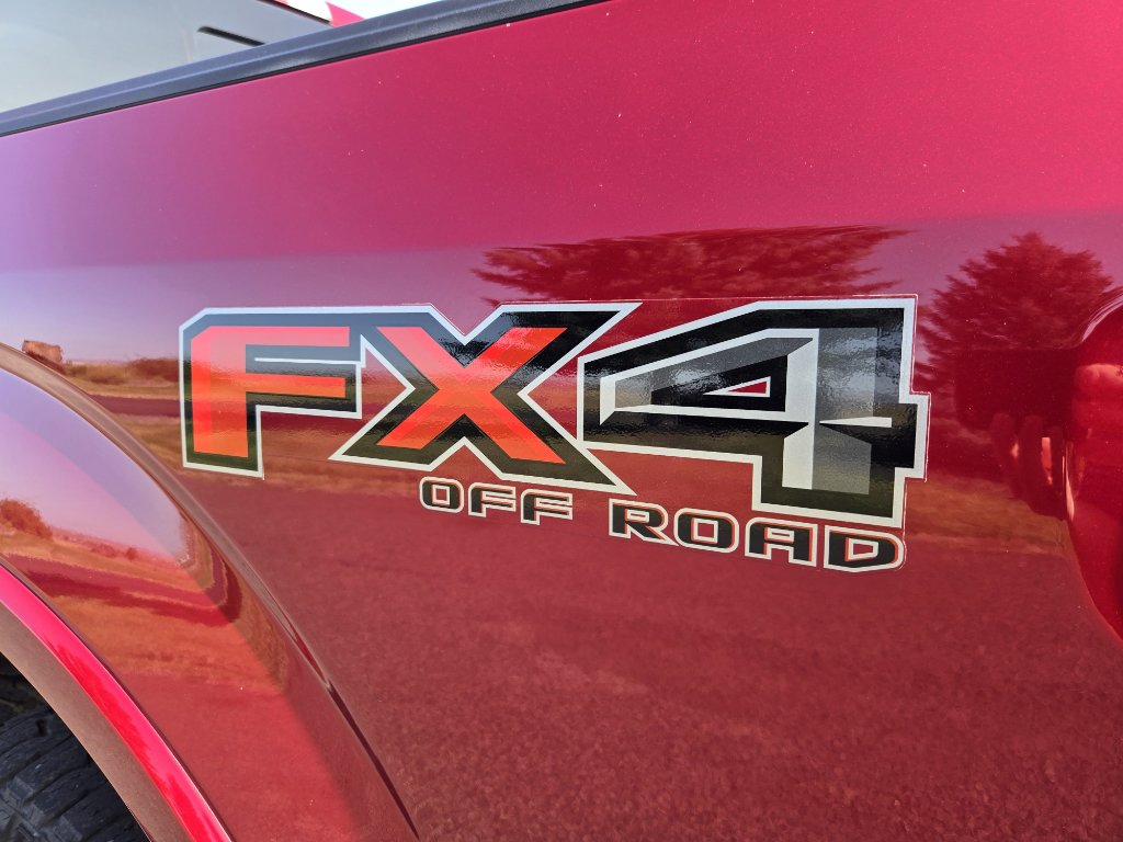 Used 2015 Ford F150 Lariat w/ Equipment Group 502A Luxury image 11