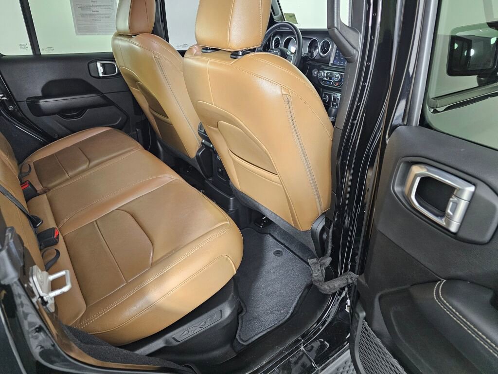 Used 2022 Jeep Wrangler Unlimited Sahara 4xe image 38