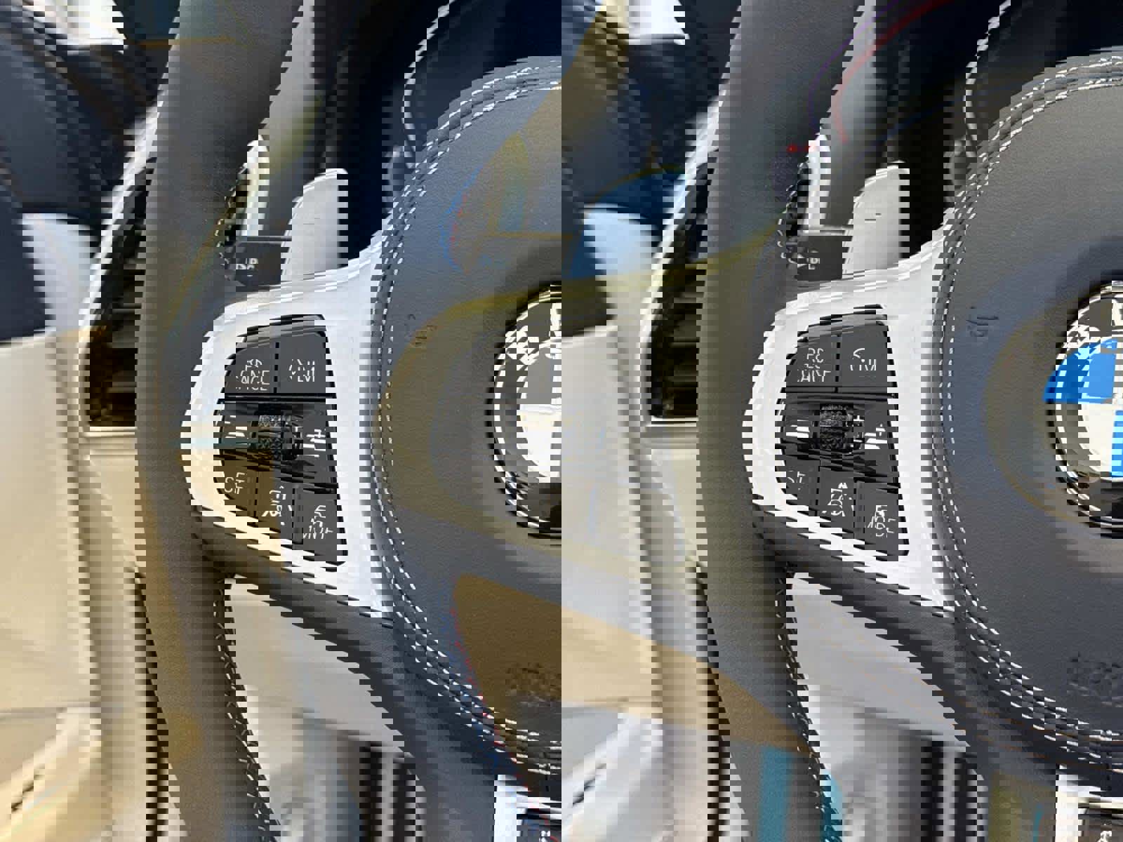 New 2026 BMW M850i xDrive Convertible w/ M Carbon Exterior Package image 21