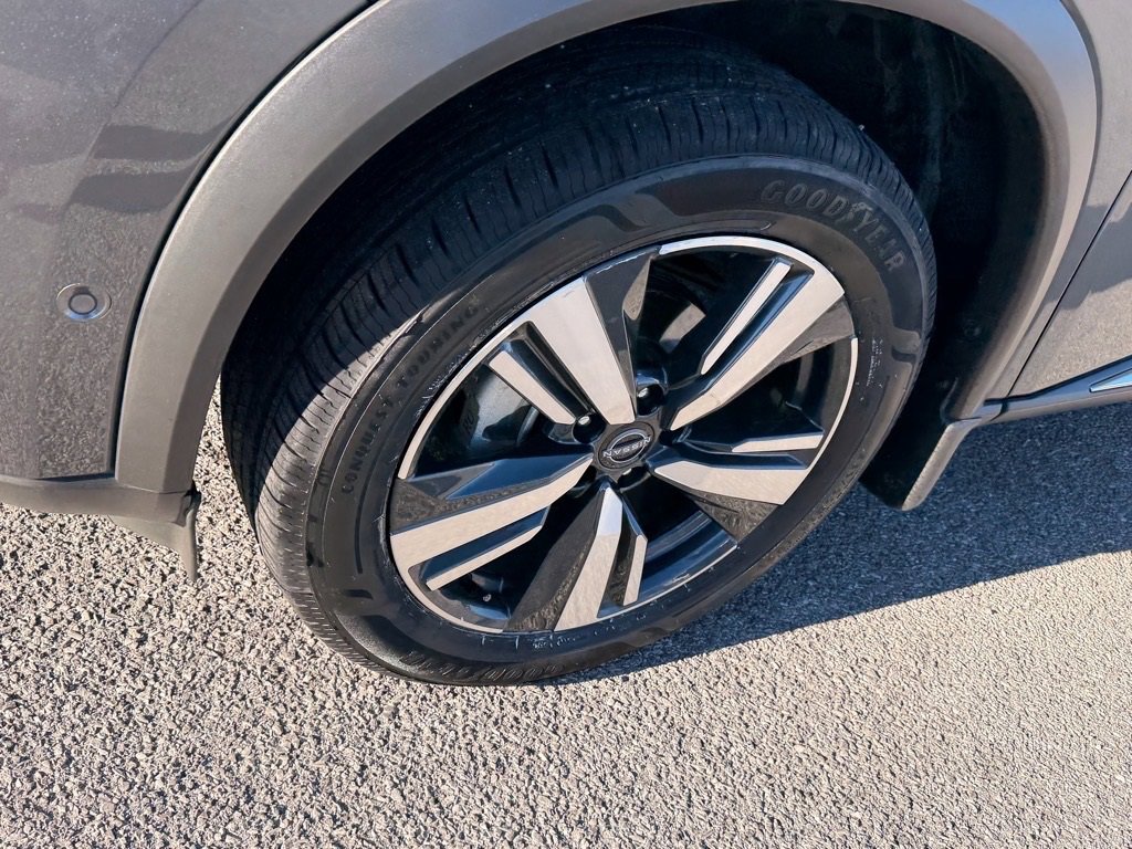 Used 2023 Nissan Rogue SL w/ SL Premium Package image 28