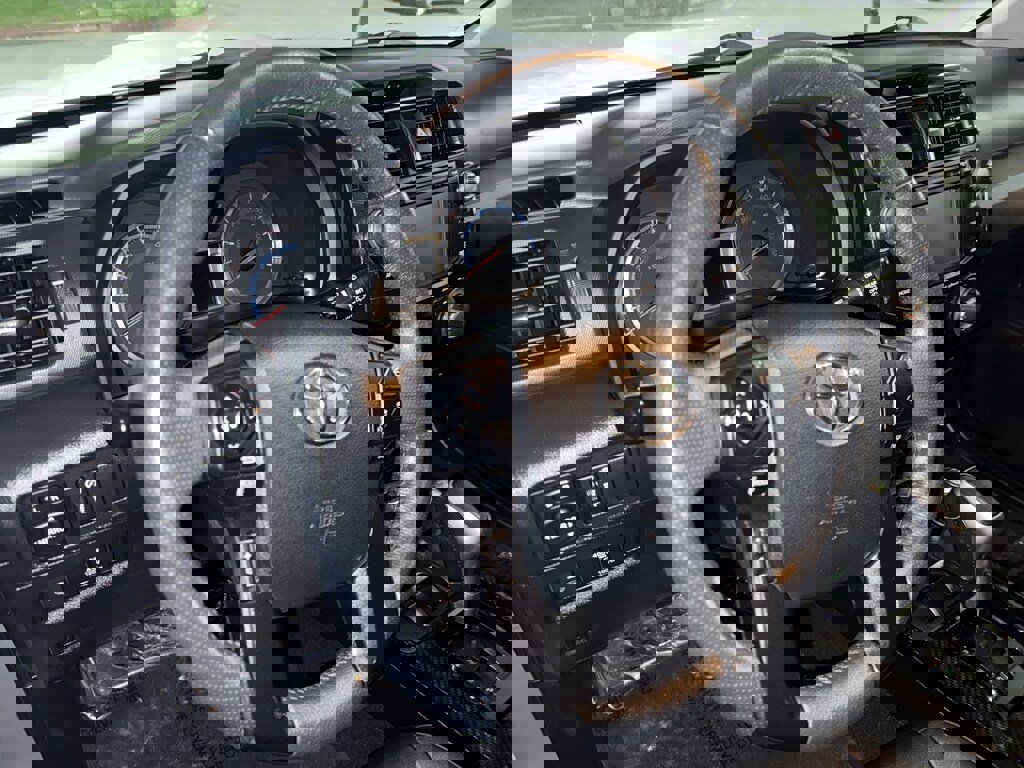 Used 2019 Toyota 4Runner TRD Off-Road Premium image 12