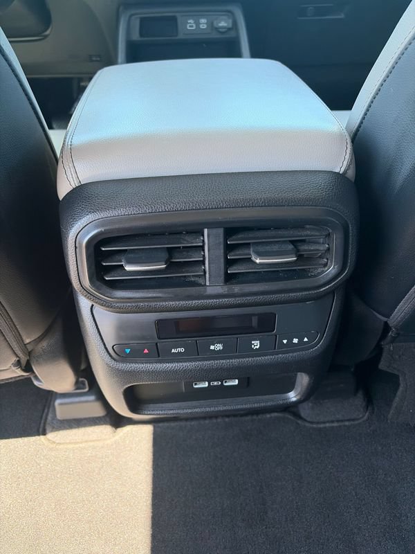 Used 2023 Honda Pilot EX-L image 27