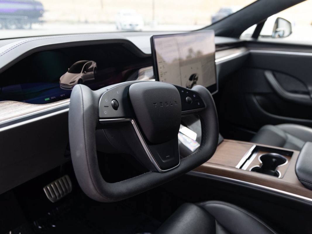 Used 2021 Tesla Model S Plaid AWD/4WD image 16