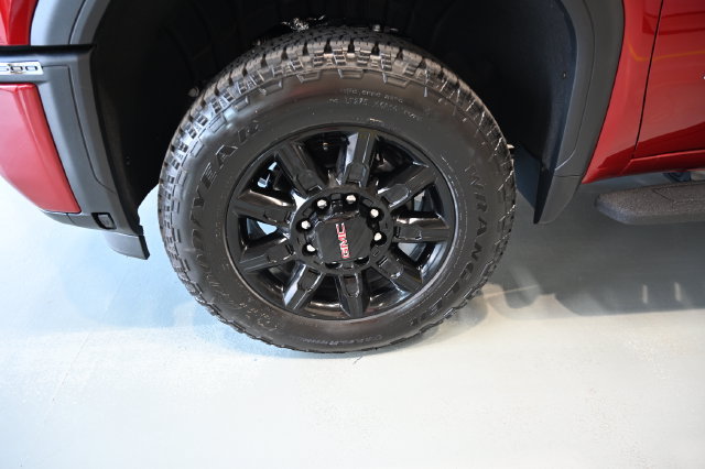 New 2026 GMC Sierra 2500 AT4 w/ AT4 Premium Plus Package AWD/4WD image 36