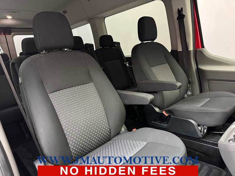 Used 2023 Ford Transit 350 XLT image 22