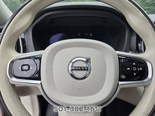 Used 2024 Volvo XC60 B5 Core AWD/4WD image 25