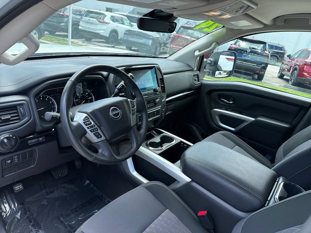 Certified 2024 Nissan Titan SV w/ SV Convenience Package AWD/4WD image 14