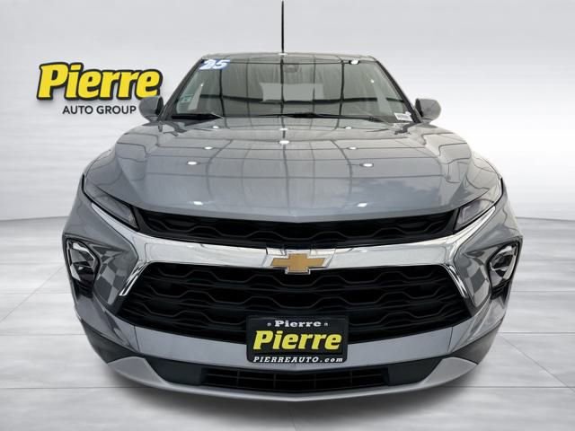 Used 2025 Chevrolet Blazer LT image 9