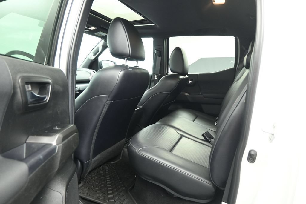 Used 2022 Toyota Tacoma TRD Pro AWD/4WD image 18