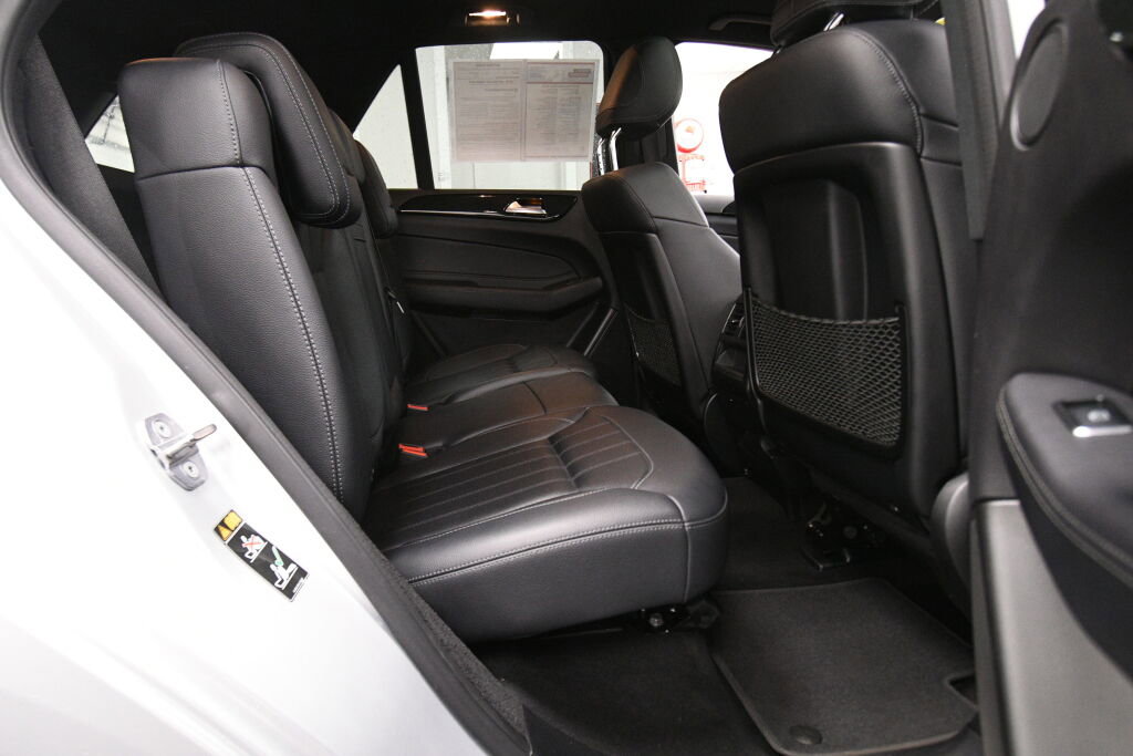 Used 2019 Mercedes-Benz GLE 400 4MATIC w/ Premium 1 Package image 29