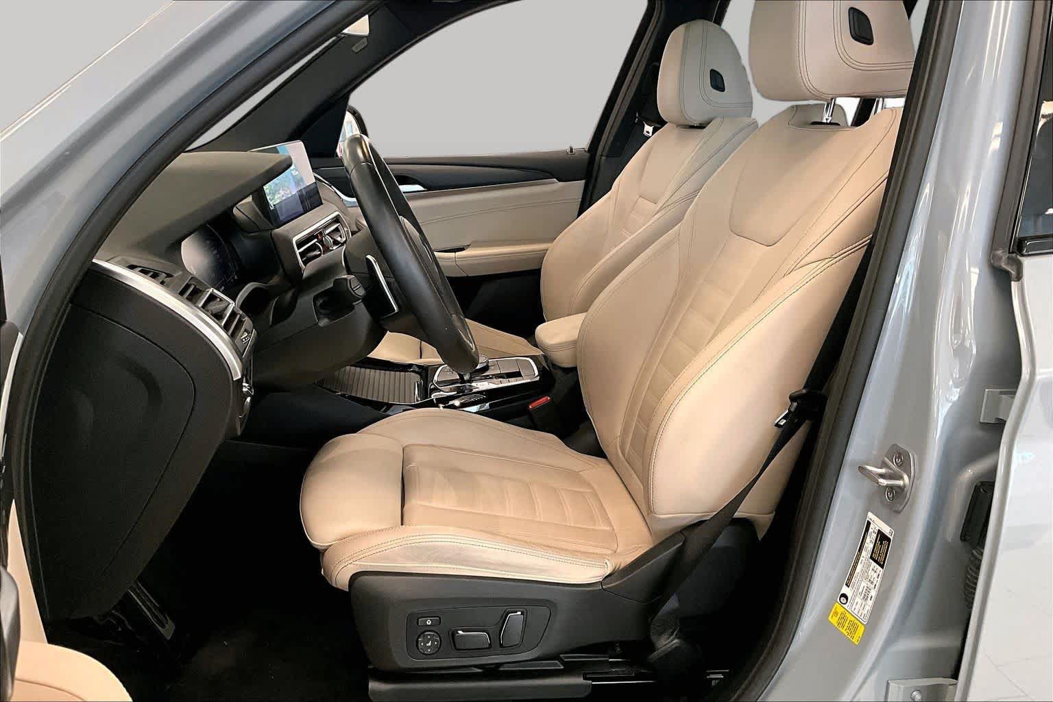 Used 2024 BMW X3 sDrive30i w/ Premium Package RWD image 7