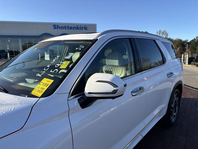 Used 2025 Hyundai Palisade Limited image 5