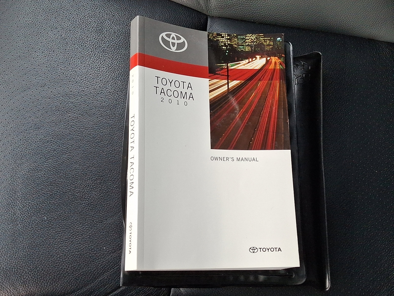 Used 2010 Toyota Tacoma PreRunner image 26