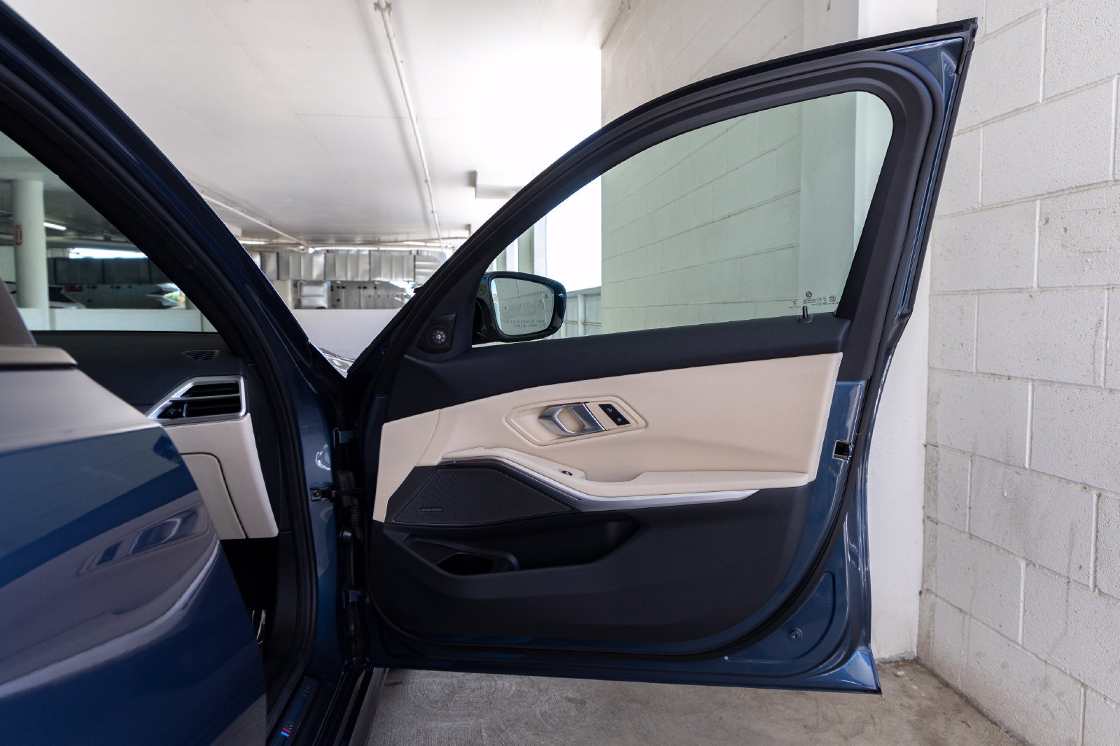 Certified 2025 BMW M340i RWD image 28