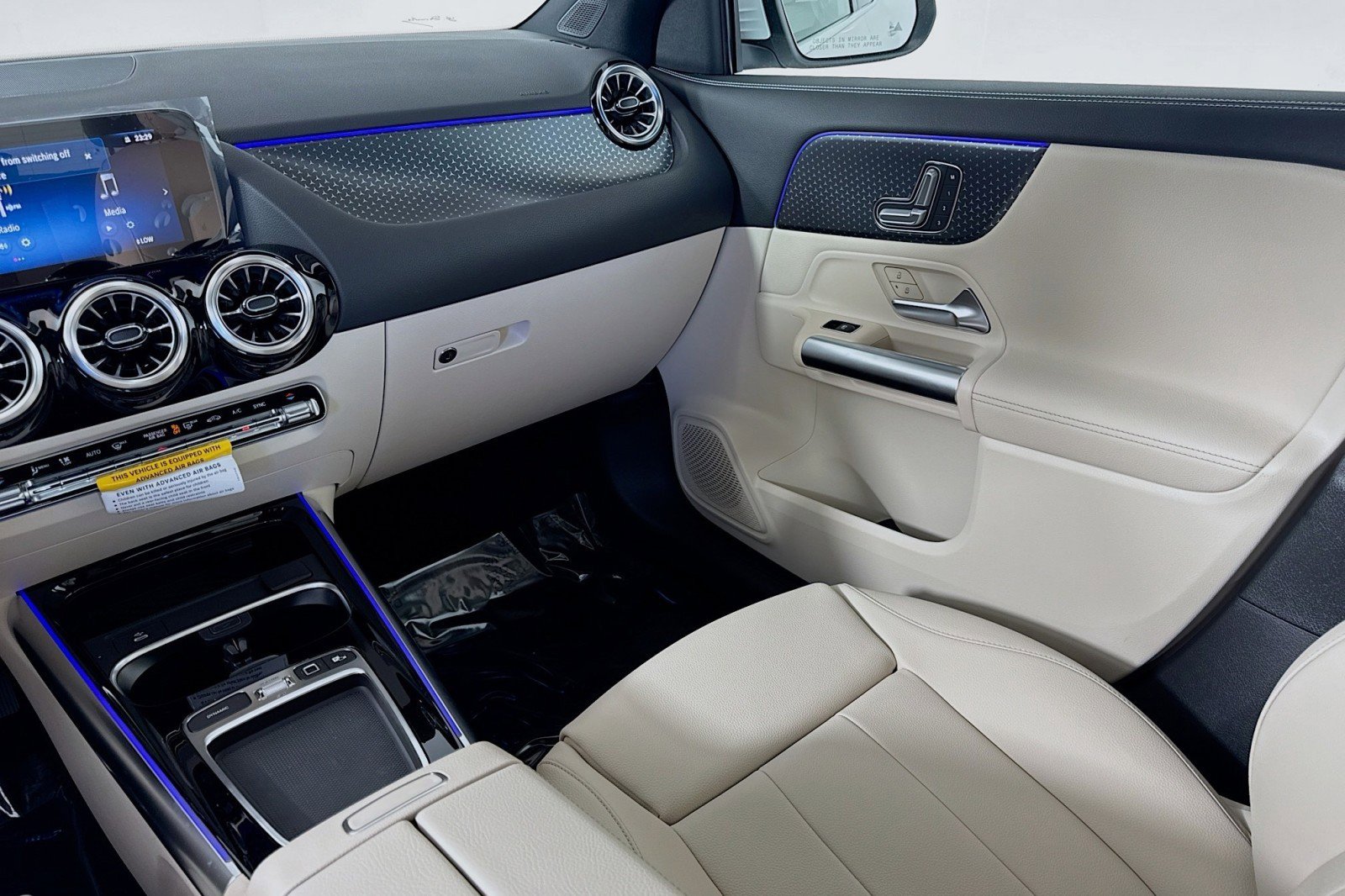 New 2025 Mercedes-Benz GLA 250 image 20