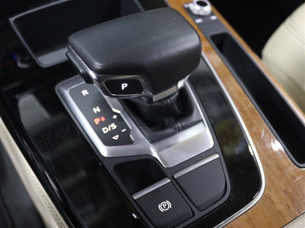 Used 2023 Audi Q5 2.0T Premium Plus image 32