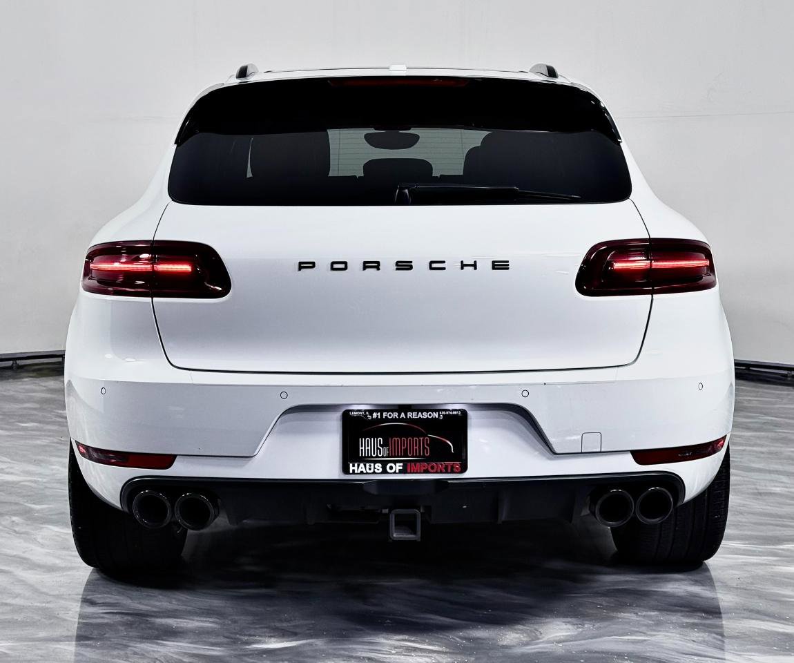 Used 2018 Porsche Macan GTS w/ Premium Package Plus image 8