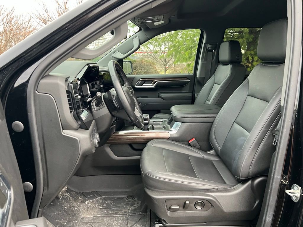 Used 2023 Chevrolet Silverado 1500 RST w/ RST All Star Premium Package image 8